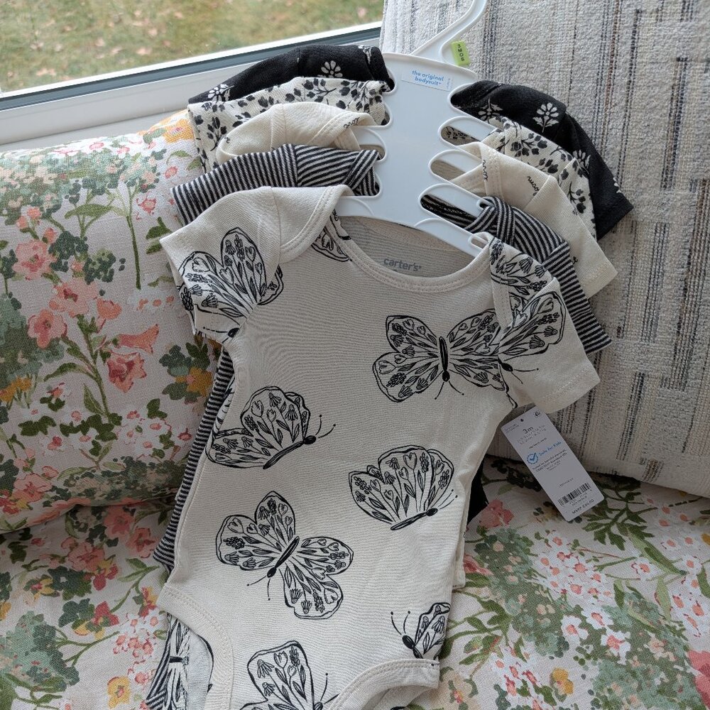 Carter’s Size 3 Month Girls Bodysuits Onesies Set Spring Black and Beige NWT
